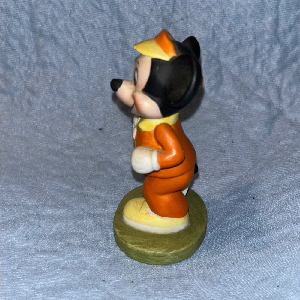 Walt Disney Jogger Mickey Mouse Porcelain Figurine